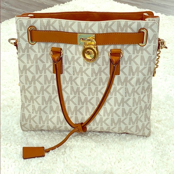 Michael Kors Handbags - Michael Kors Hamilton Large Satchel Bag